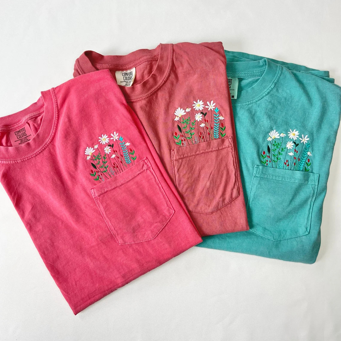 Embroidered Crewneck Wildflower Pocket T-shirt